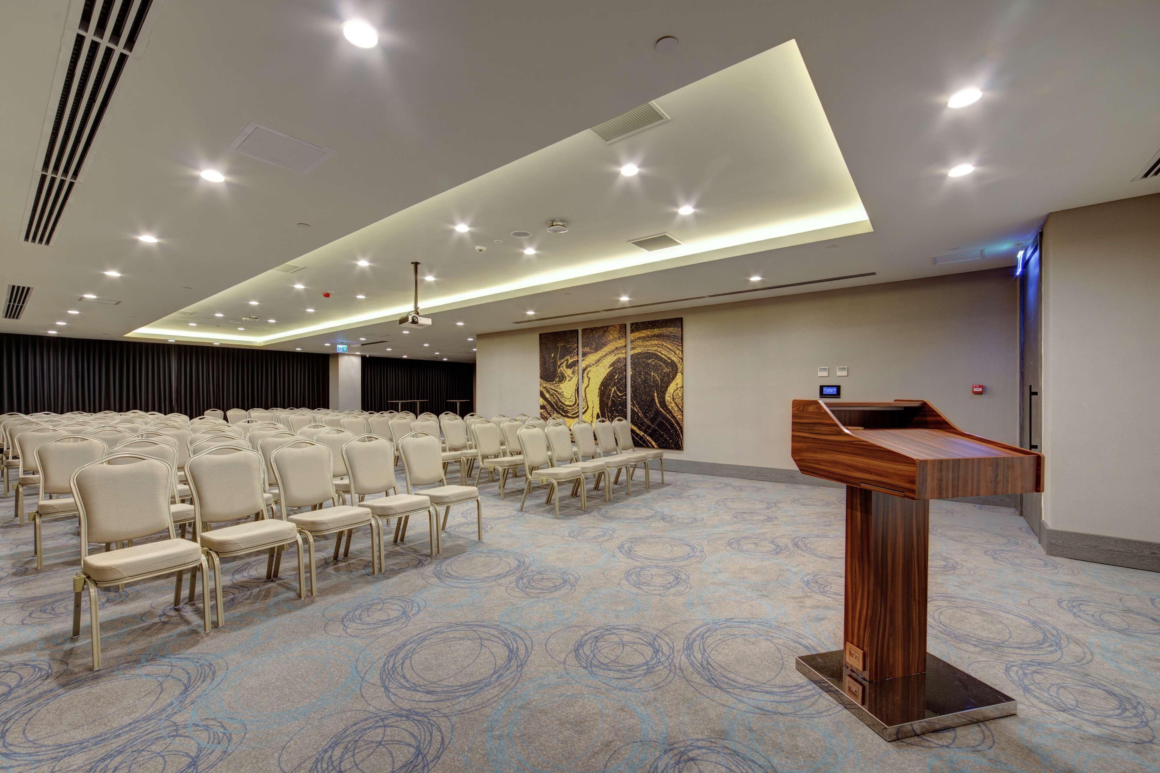 Doubletree By Hilton Adana Hotel Kültér fotó