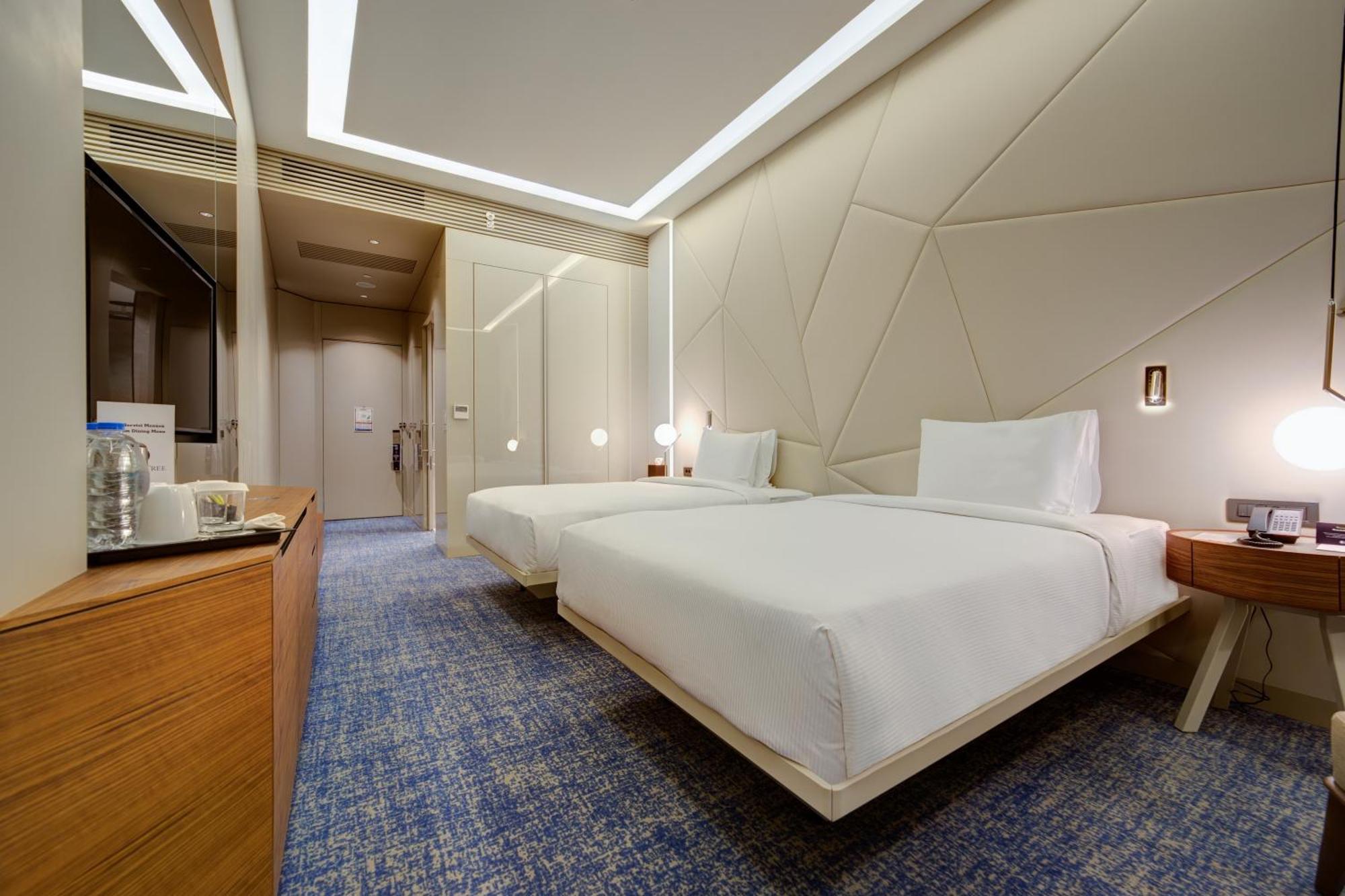 Doubletree By Hilton Adana Hotel Kültér fotó