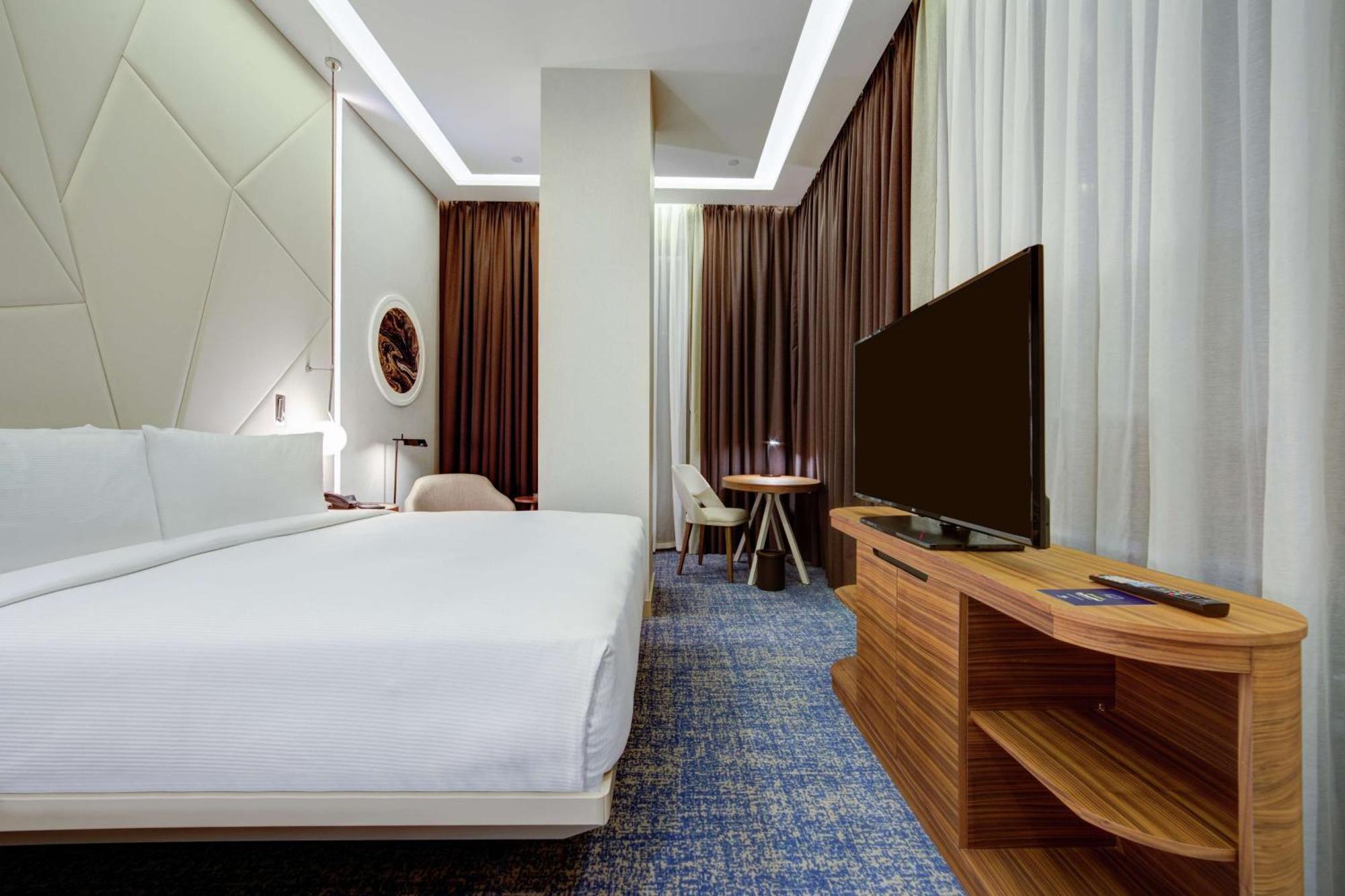 Doubletree By Hilton Adana Hotel Kültér fotó