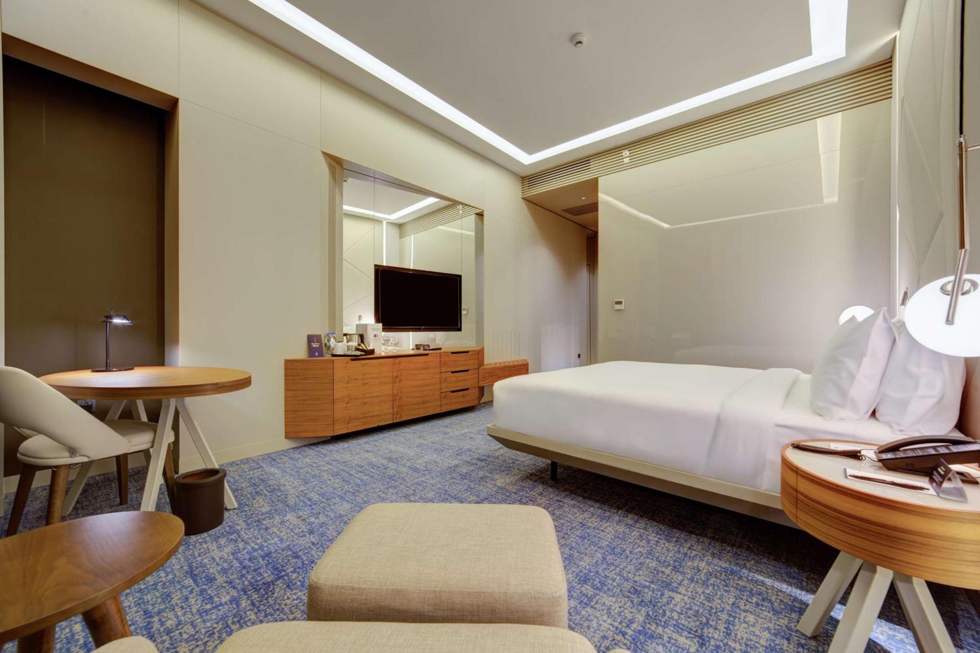 Doubletree By Hilton Adana Hotel Kültér fotó