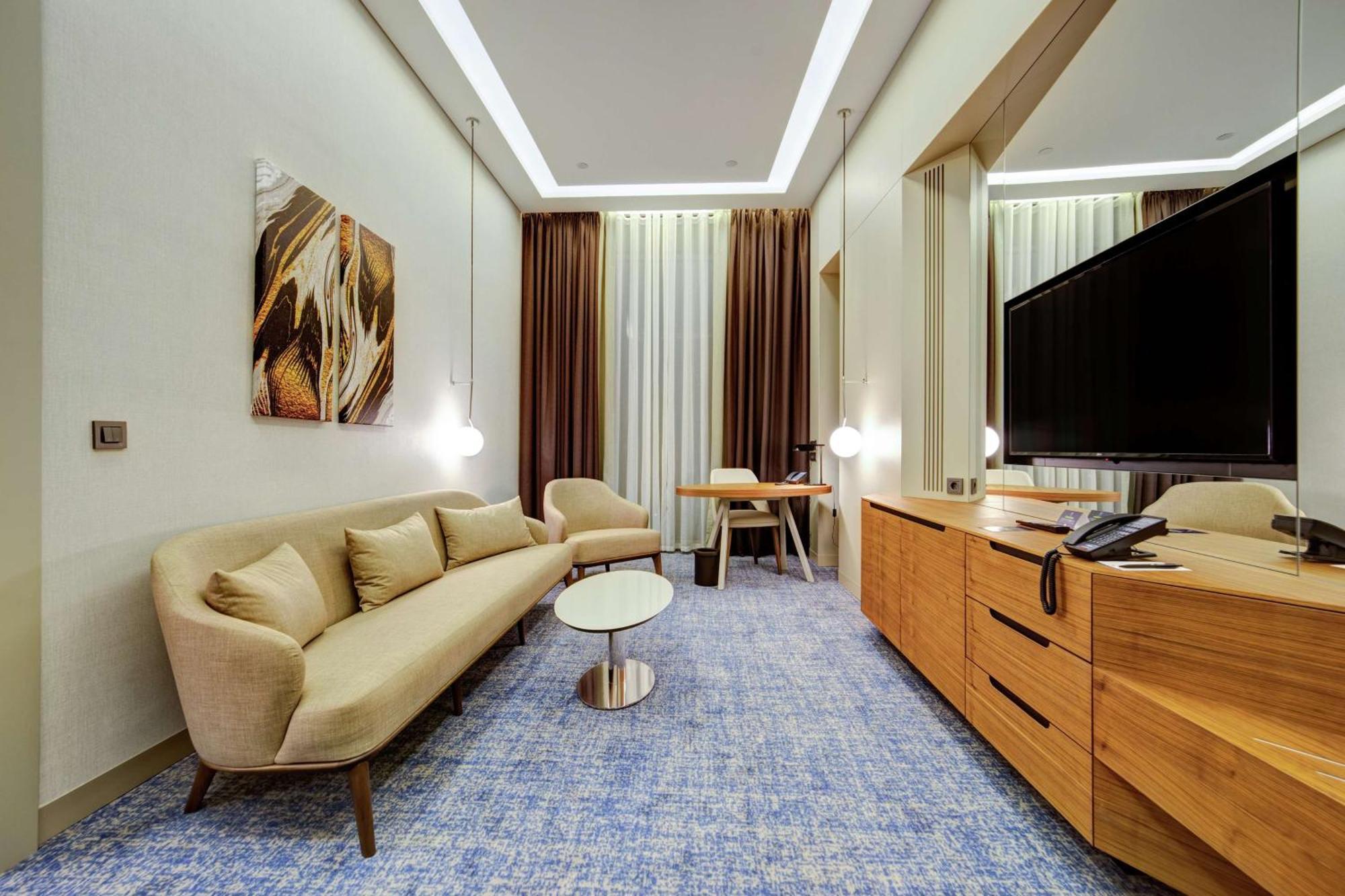 Doubletree By Hilton Adana Hotel Kültér fotó