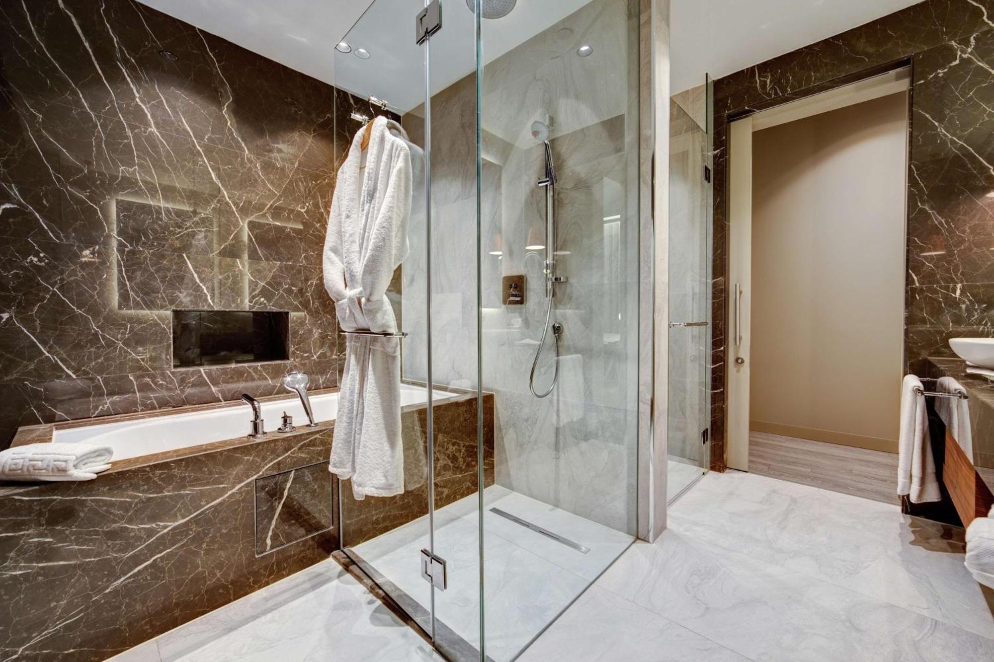 Doubletree By Hilton Adana Hotel Kültér fotó